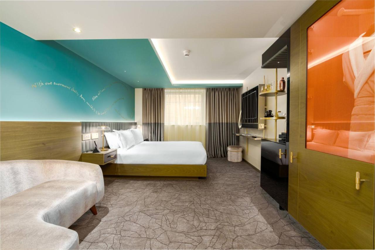 Deluxe Room,1770043802:JPEG